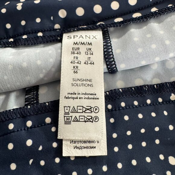 Spanx Sunshine Shorts Womens Medium Blue Polka Dot Stretch Pull On‎ SS-1934 - Picture 5 of 7